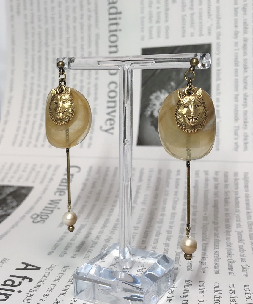 狼とコーヒー ヴォルフイメージピアス