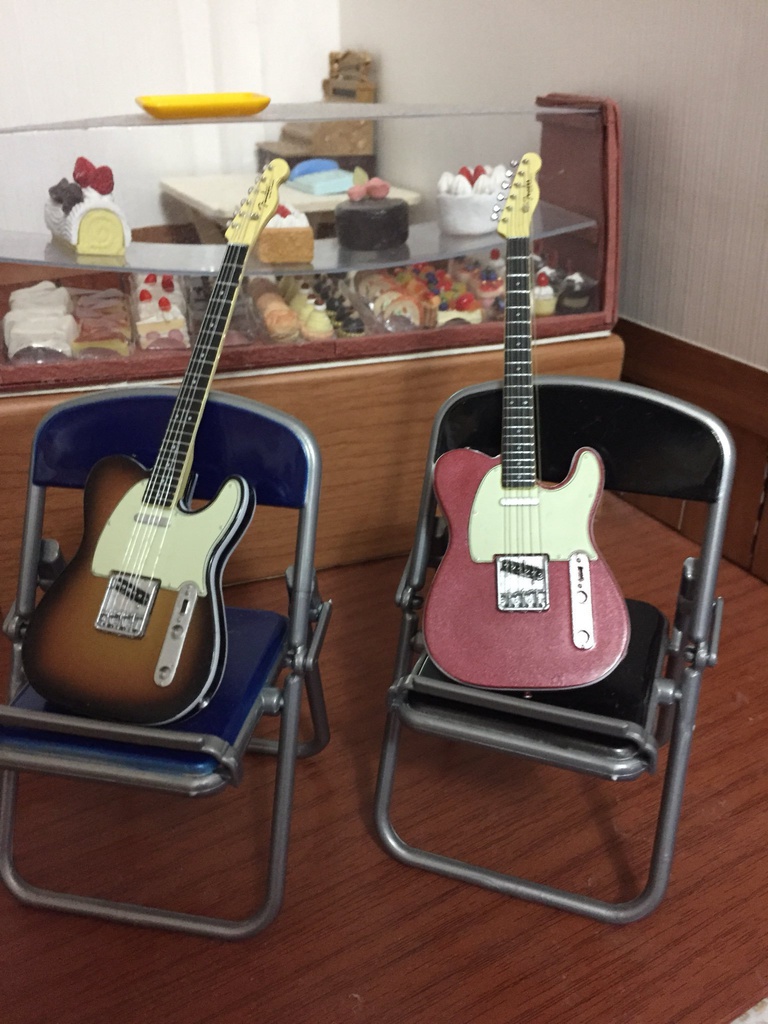 ミニチュアパイプ椅子