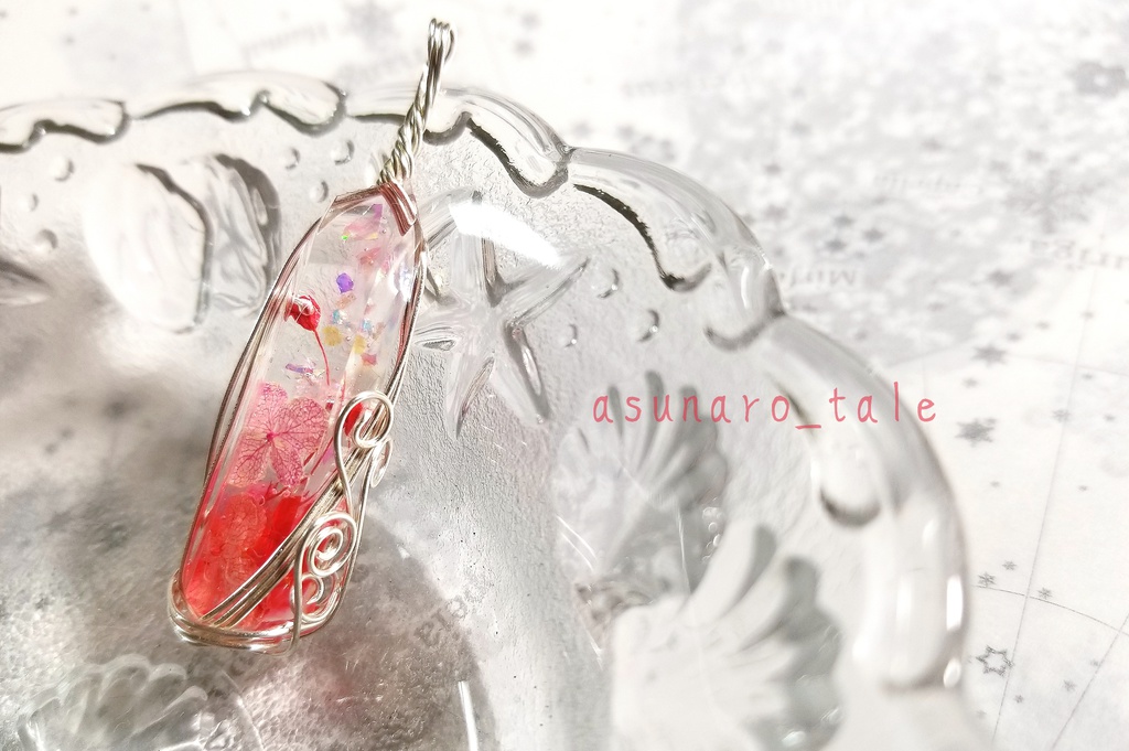 ハーバリウム風鉱石ネックレス