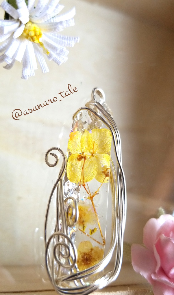 ハーバリウム風鉱石ver.wind