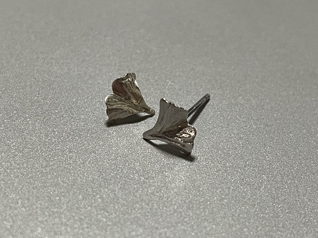 手作り純銀イチョウ葉イヤリング
