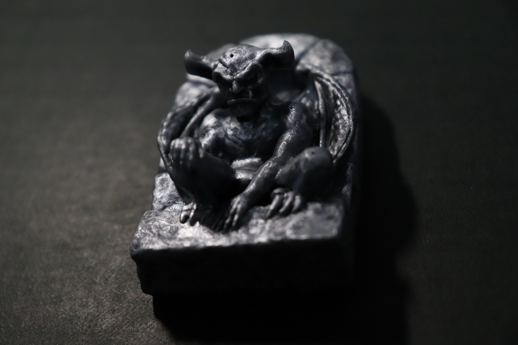 手乗りガーゴイル シルバーエディション