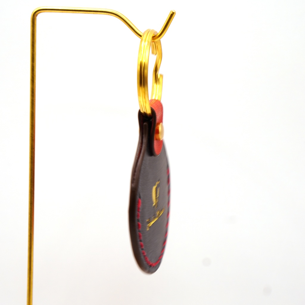 宝鐘マリン AirTag レザーケースキーホルダー 本革