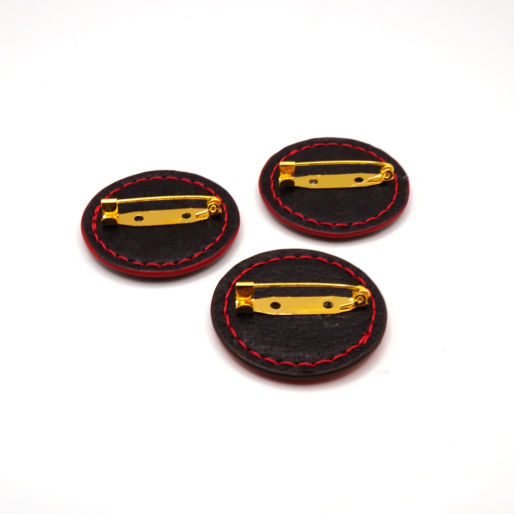 【非公式】宝鐘マリン 本革 レザーバッジ