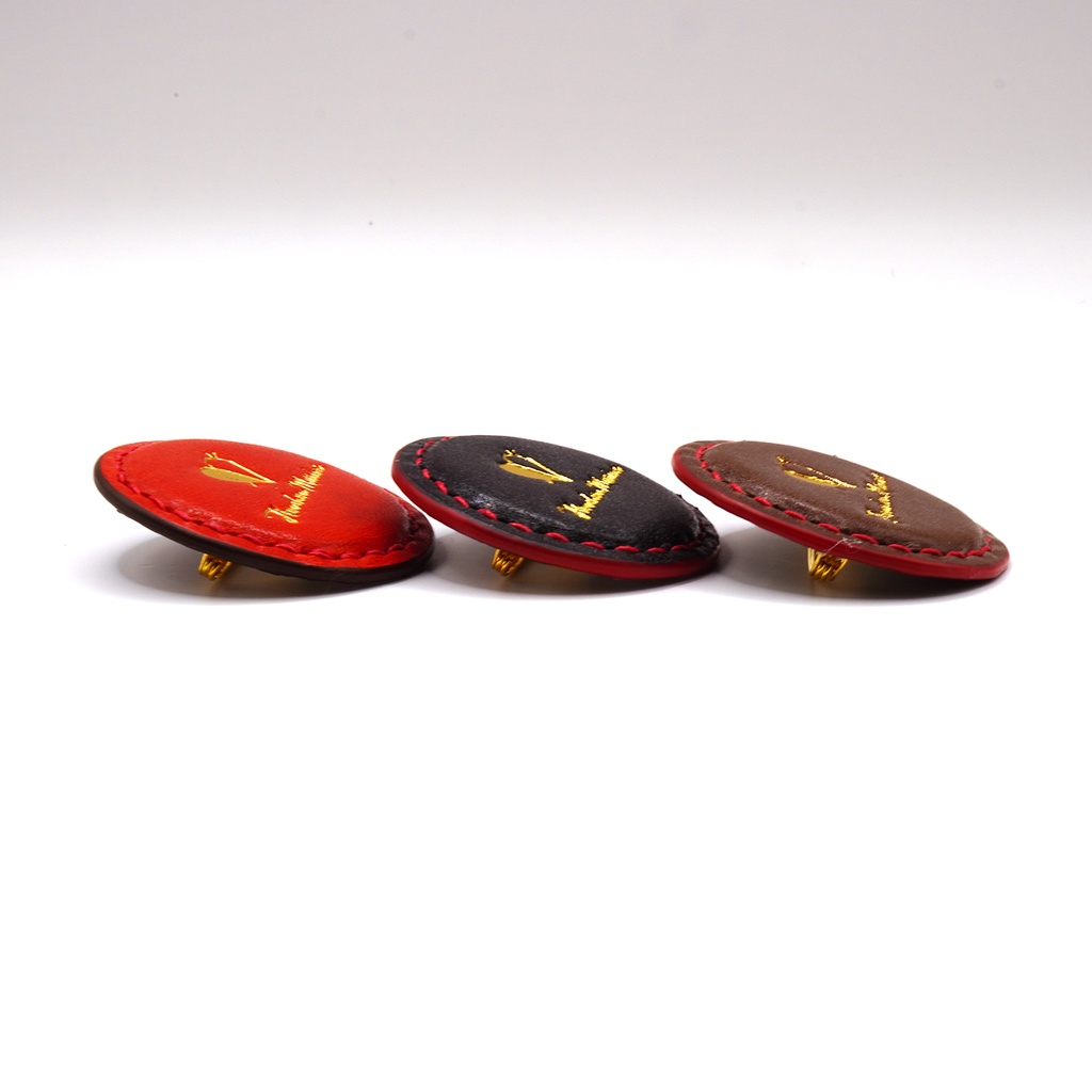 【非公式】宝鐘マリン 本革 レザーバッジ