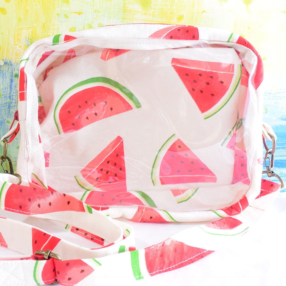 ぬいぐるみ用ショルダーバッグ　スイカ