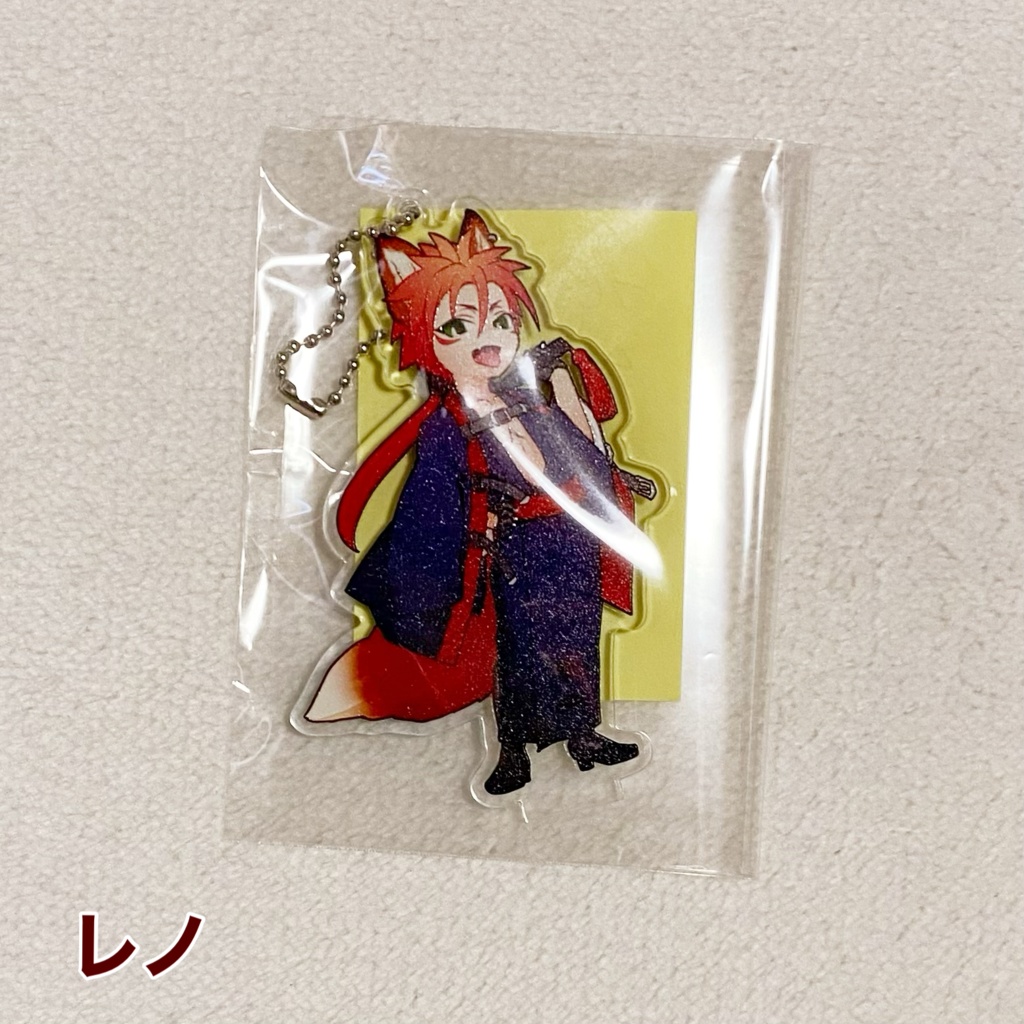 お狐アクスタ(不備あり品)