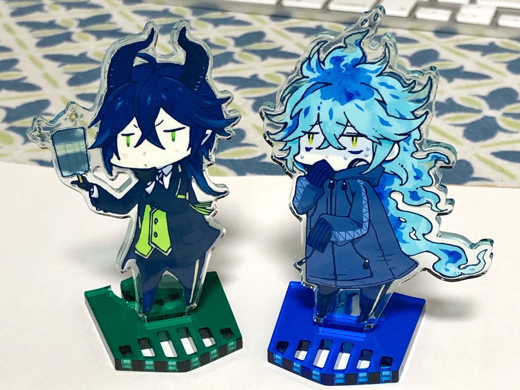 太郎とイデシュラくんのアクリルスタンド