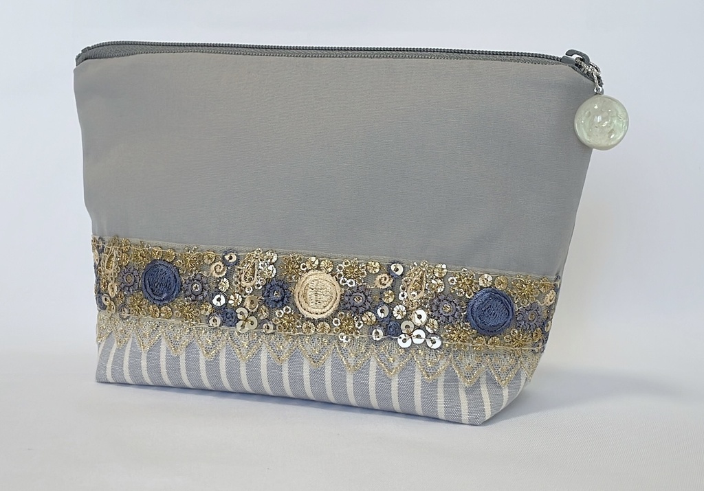 インド刺繍ポーチ