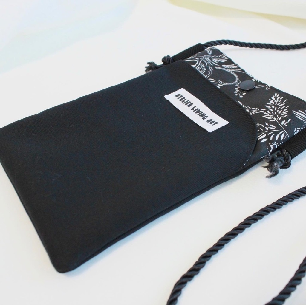 スマホショルダー