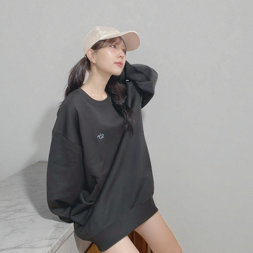 【LIVE.Mieux】刺繍スウェットトップス【BLACK】