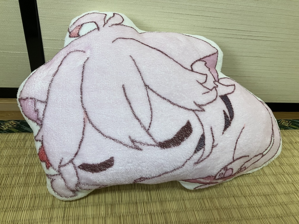 ふかふか猫クッション万葉