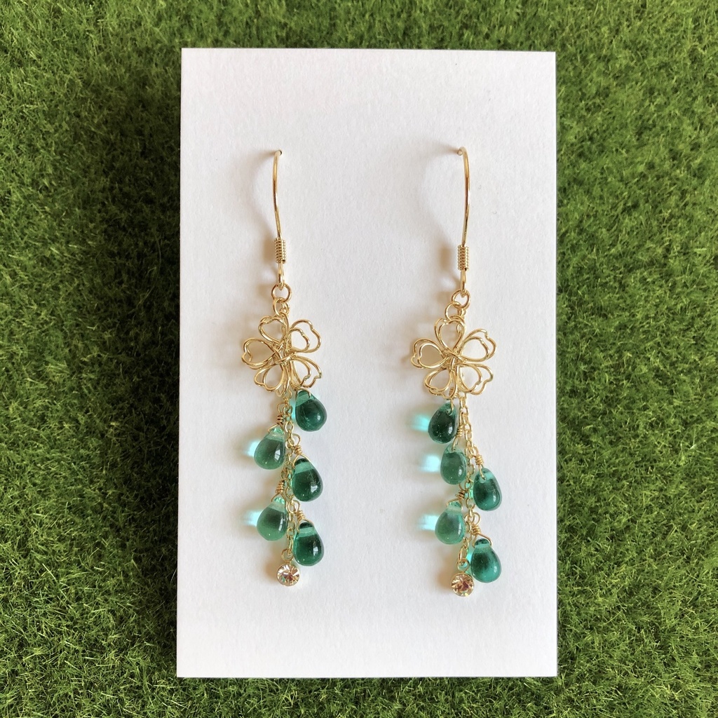 アフェクシアイメージピアス