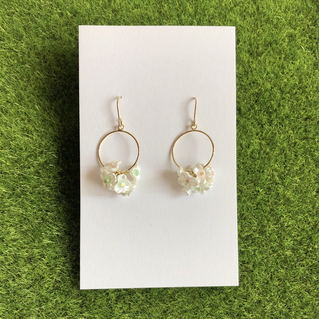 ハルモニカイメージピアス