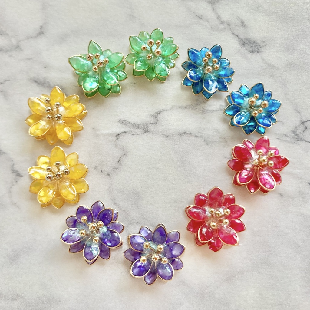 メルスト 幻想花モチーフピアス リリーの米倉 Booth