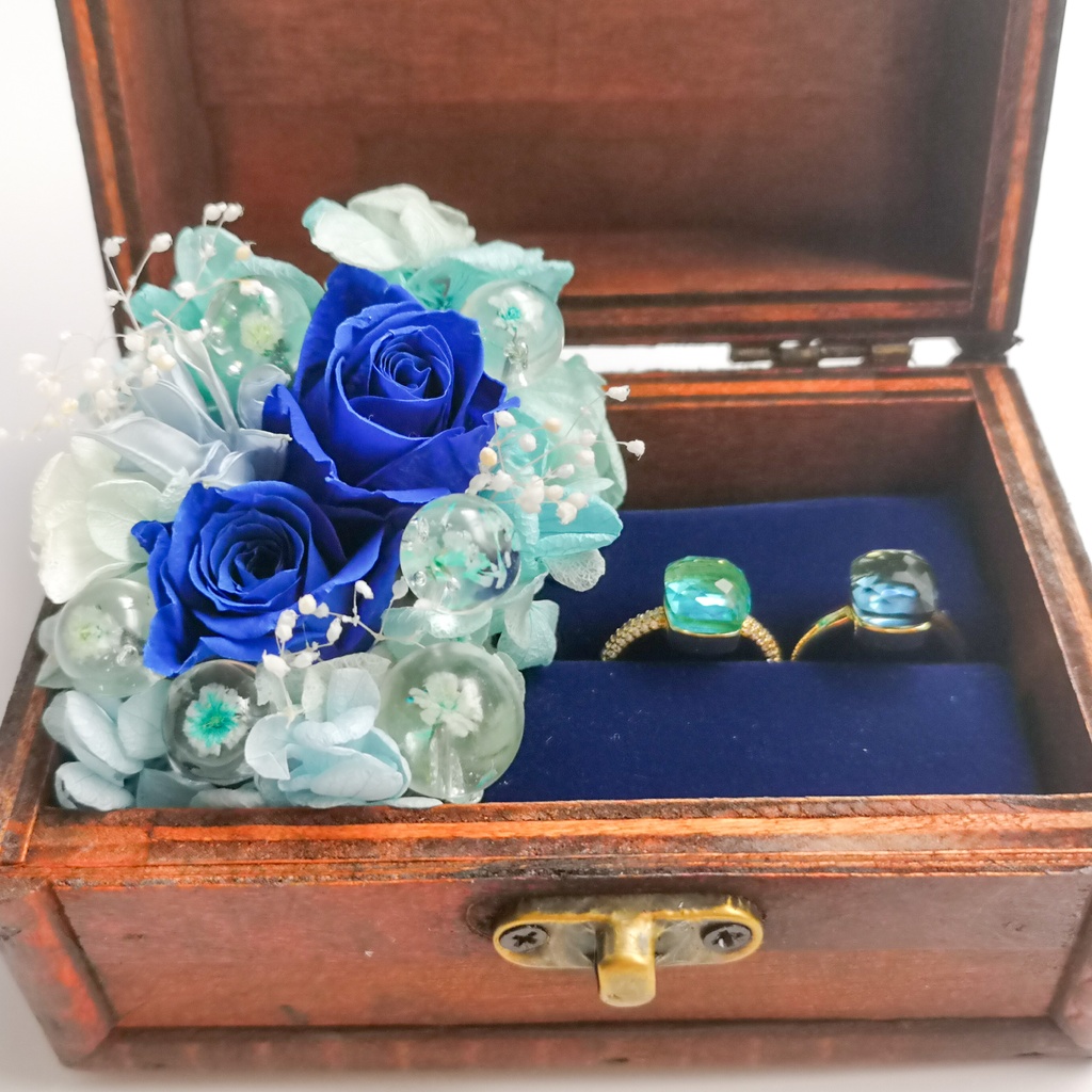 リングピロー・リングケース💍Mサイズ 〜海泡の宝箱 ― 青薔薇と紫陽花のフラワージュエリーボックス〜