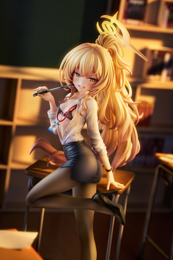 「ブルーアーカイブ」 【ニヤニヤ教授】(放課後指導 ver.)