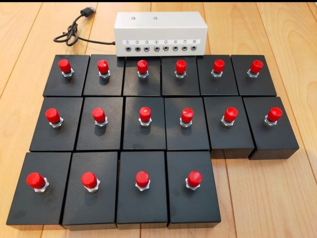 電源電池不要『パヤオシ』早押し機アプリ&早押しボタンセット16人用5mケーブル付