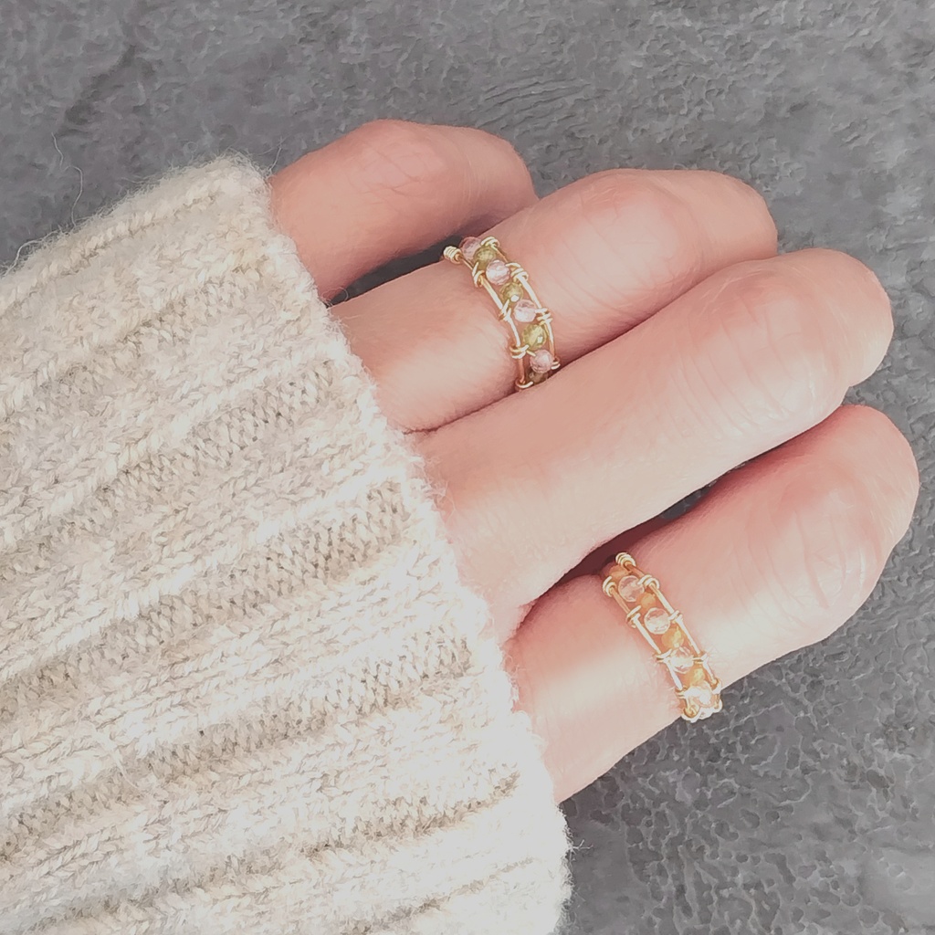 【24色から2色選べる】バイカラー天然石ビーズのダブルワイヤーリング