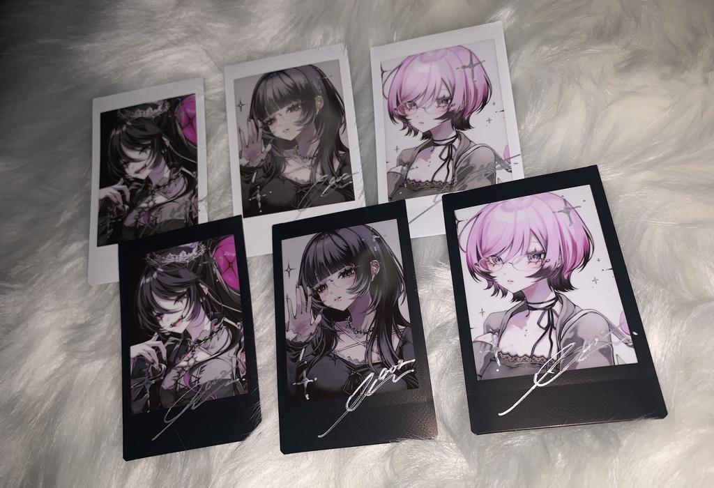 ランダムサイン入りチェキ