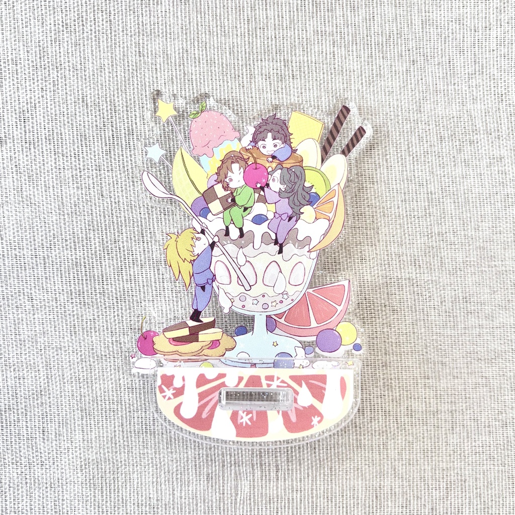 キラキラゆれるはちいパフェ♡