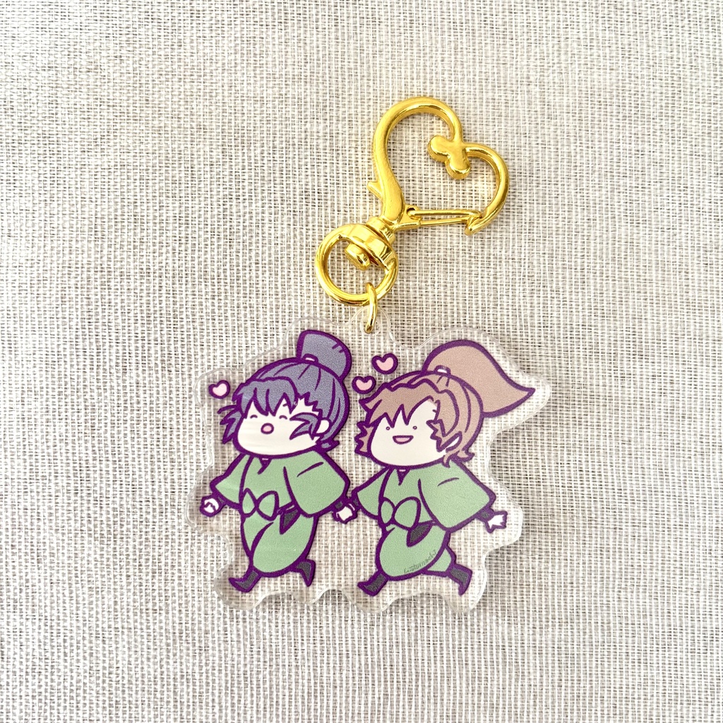 留伊のお散歩両面アクキー