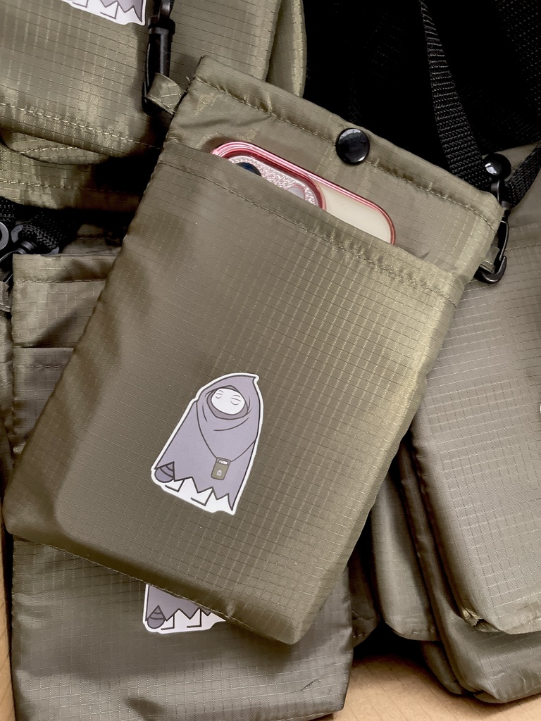 呪腕殿といっしょスマホポーチ