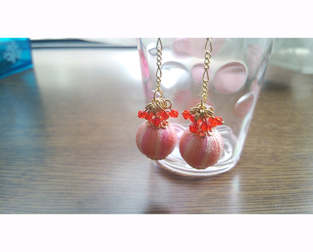 ブラッドグレープフルーツのピアス/イヤリング