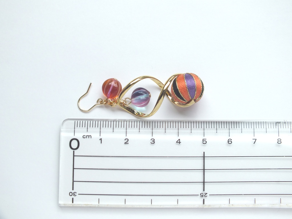 月夜のカーニヴァル オレンジ 巻き玉ピアス イヤリング