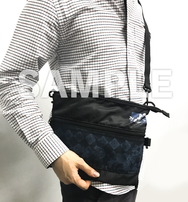 【値下げ中‼】【特典付き】パズあにサコッシュ