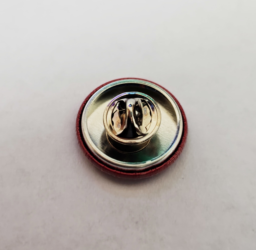 変形する武器の缶ピンバッジ