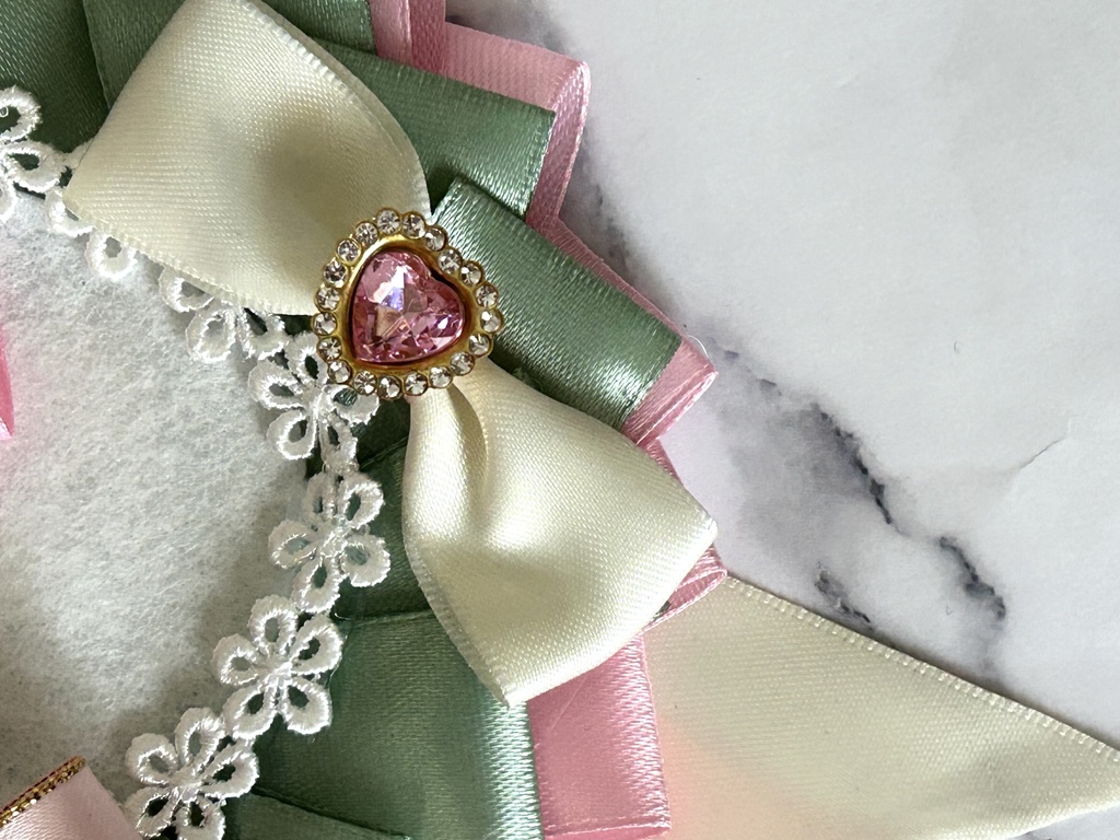 Sweet Garden♡くすみピンクの推し色ロゼット|推し活・缶バッジ