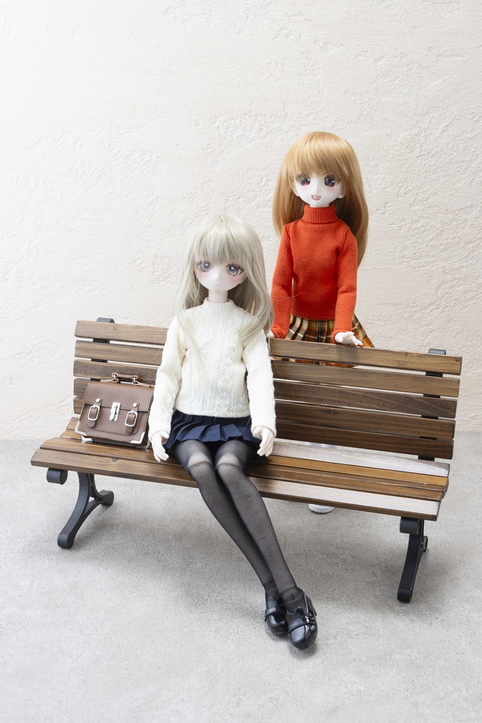1/4ドールサイズ公園のベンチ45cm