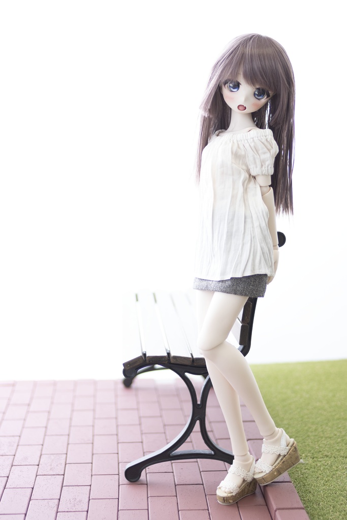 1/3ドールサイズの「公園のレンガ道路」