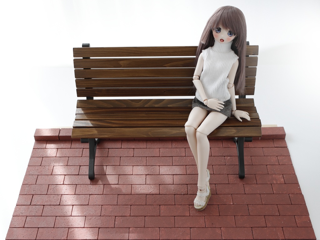 1/3ドールサイズの「公園のレンガ道路」