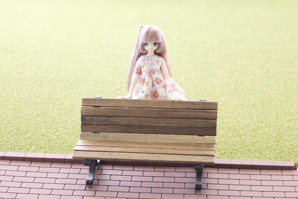 1/6 ドールサイズの「公園のレンガ道路」