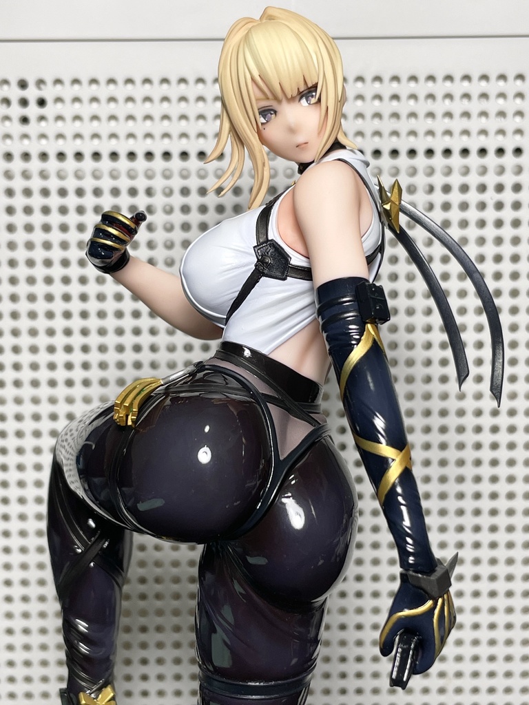 イヴリン・シュヴァリエ1/7スケールレジンキャストキット