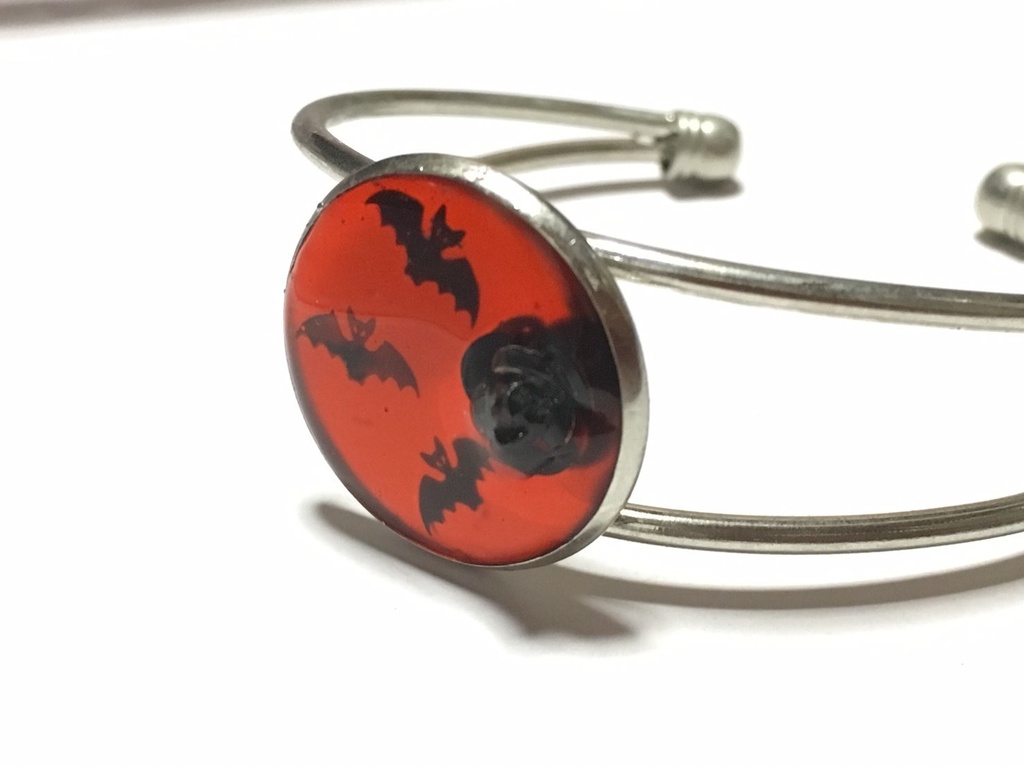 【おそ松さん】デビルモチーフバングル