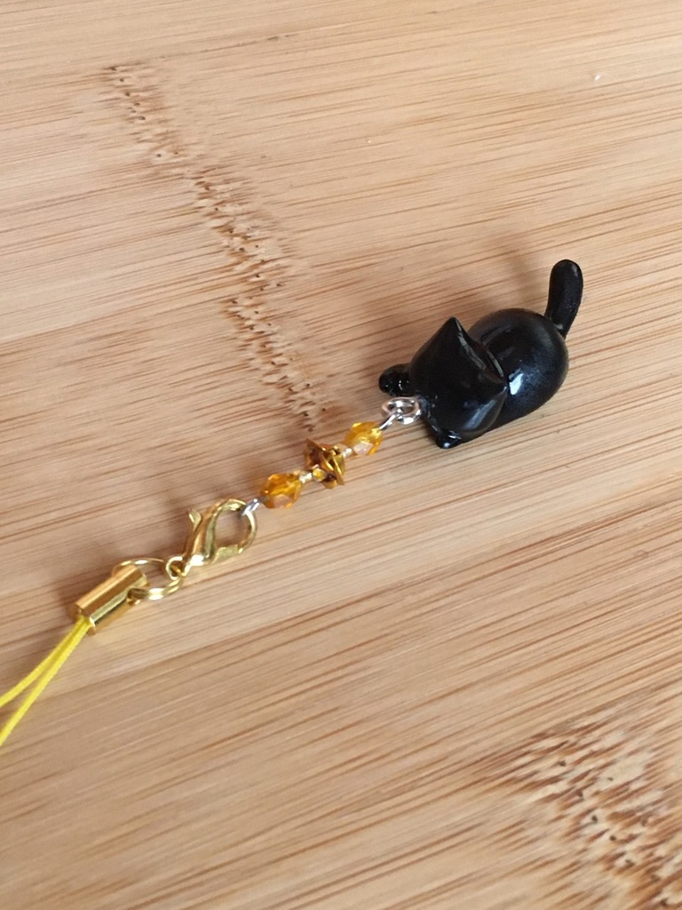 【Ib】「黒い姿の君」 モチーフストラップ