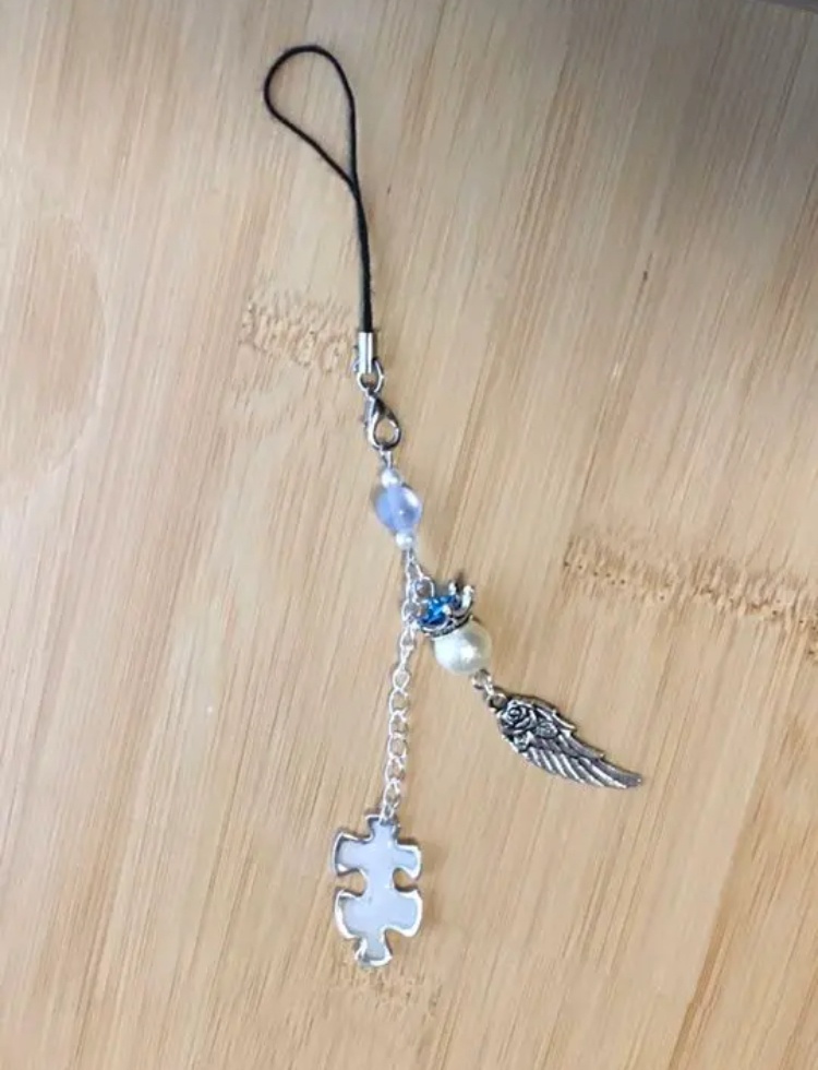 【Ib】「ミルククラウンドレス」&「ミルクパズル」モチーフストラップ