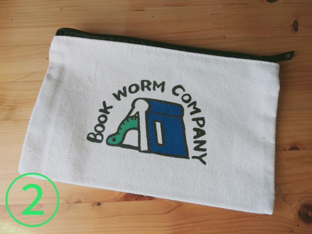 フラットポーチ