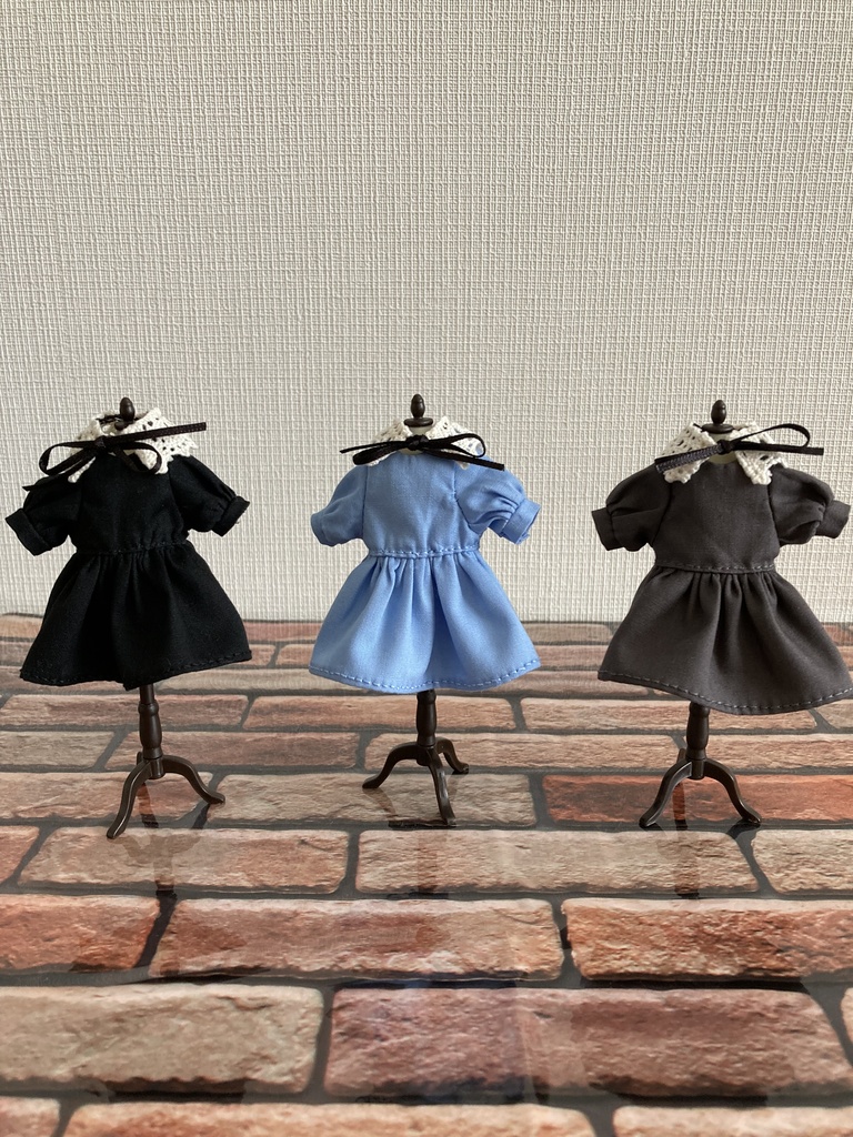 ノーカラーワンピース・付け襟セット