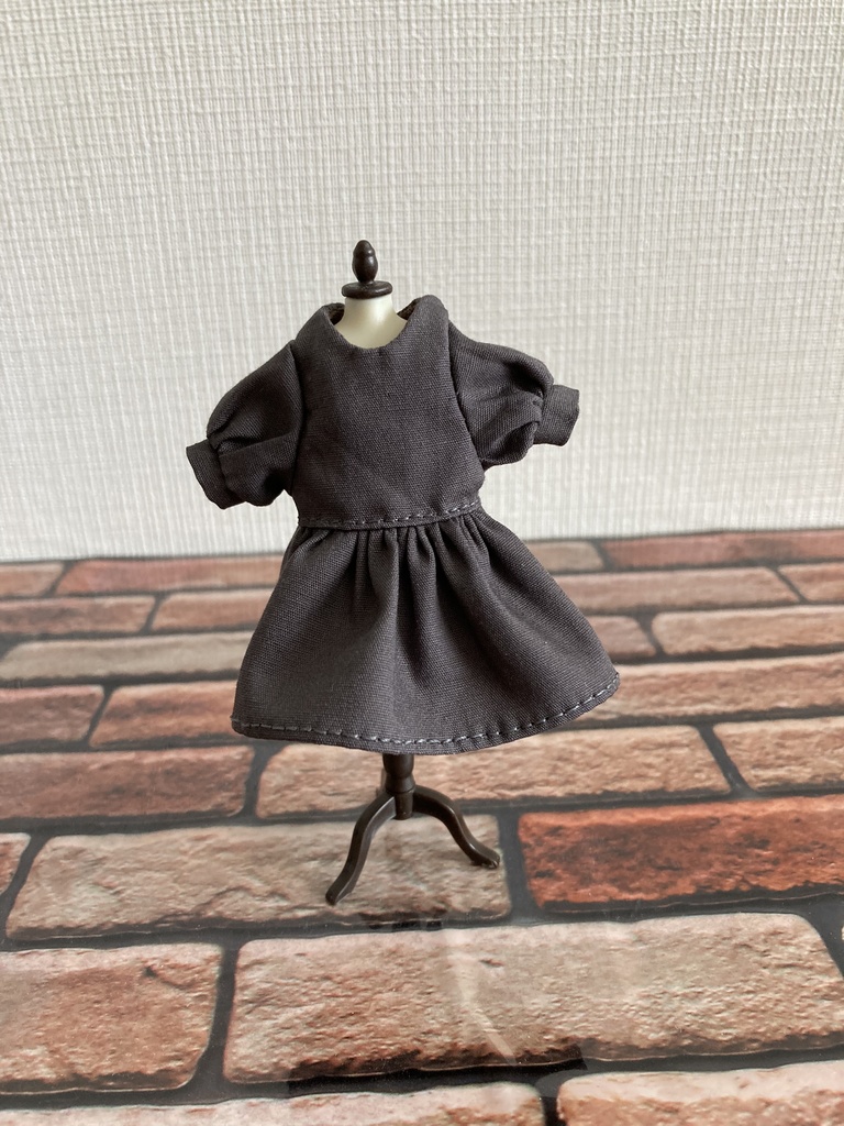 ノーカラーワンピース・付け襟セット