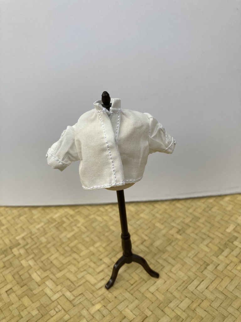 ボウタイブラウス