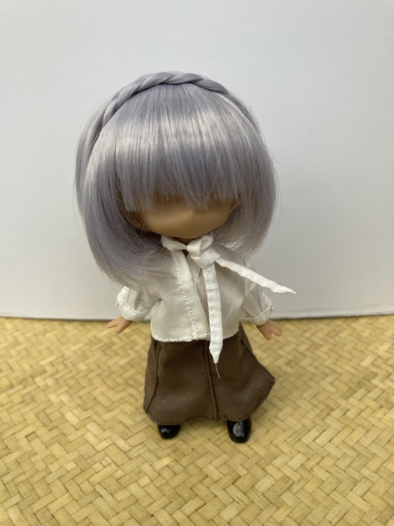 ボウタイブラウス