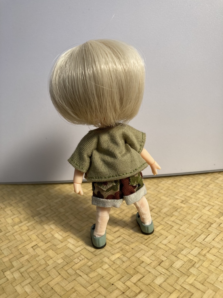 ロールアップショートパンツ