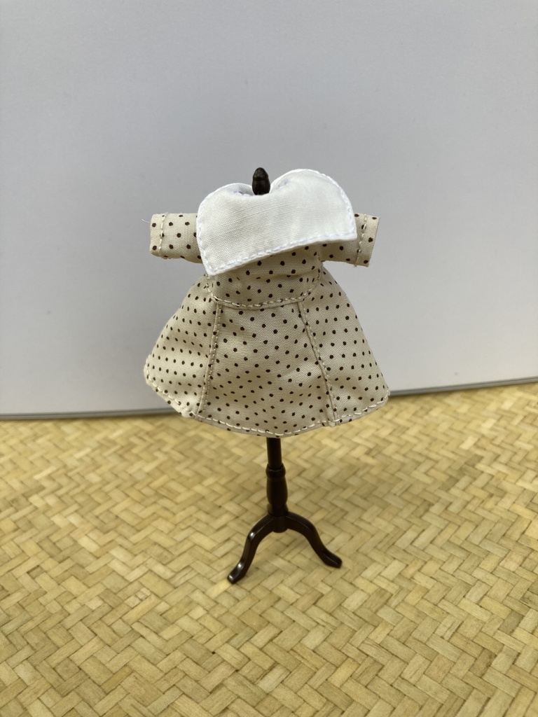 セーラーカラーワンピース