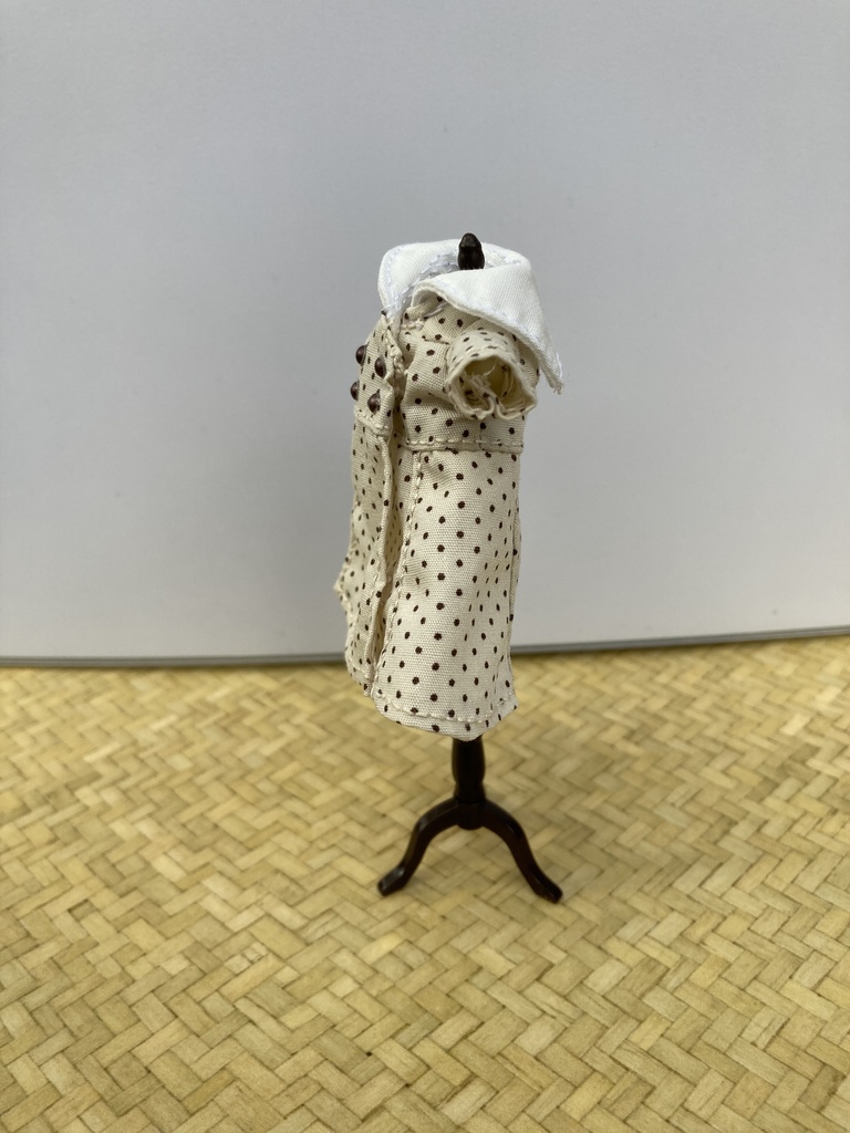 セーラーカラーワンピース