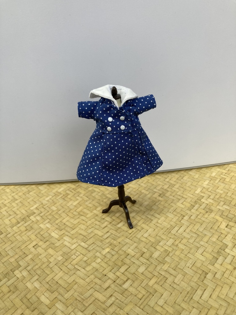 セーラーカラーワンピース