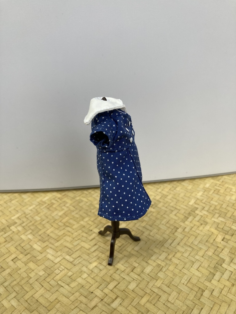 セーラーカラーワンピース